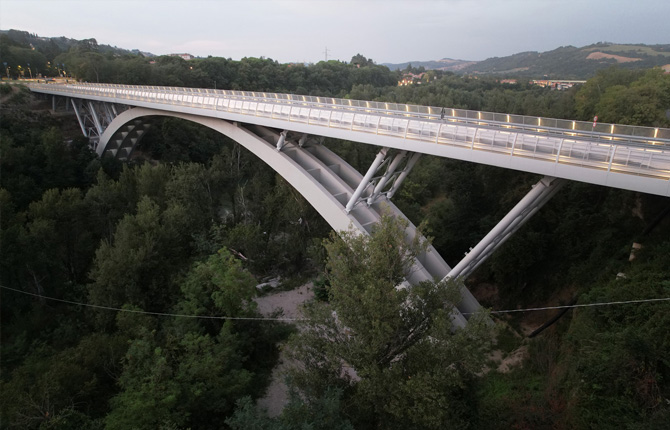 Ponte Leonardo da Vinci